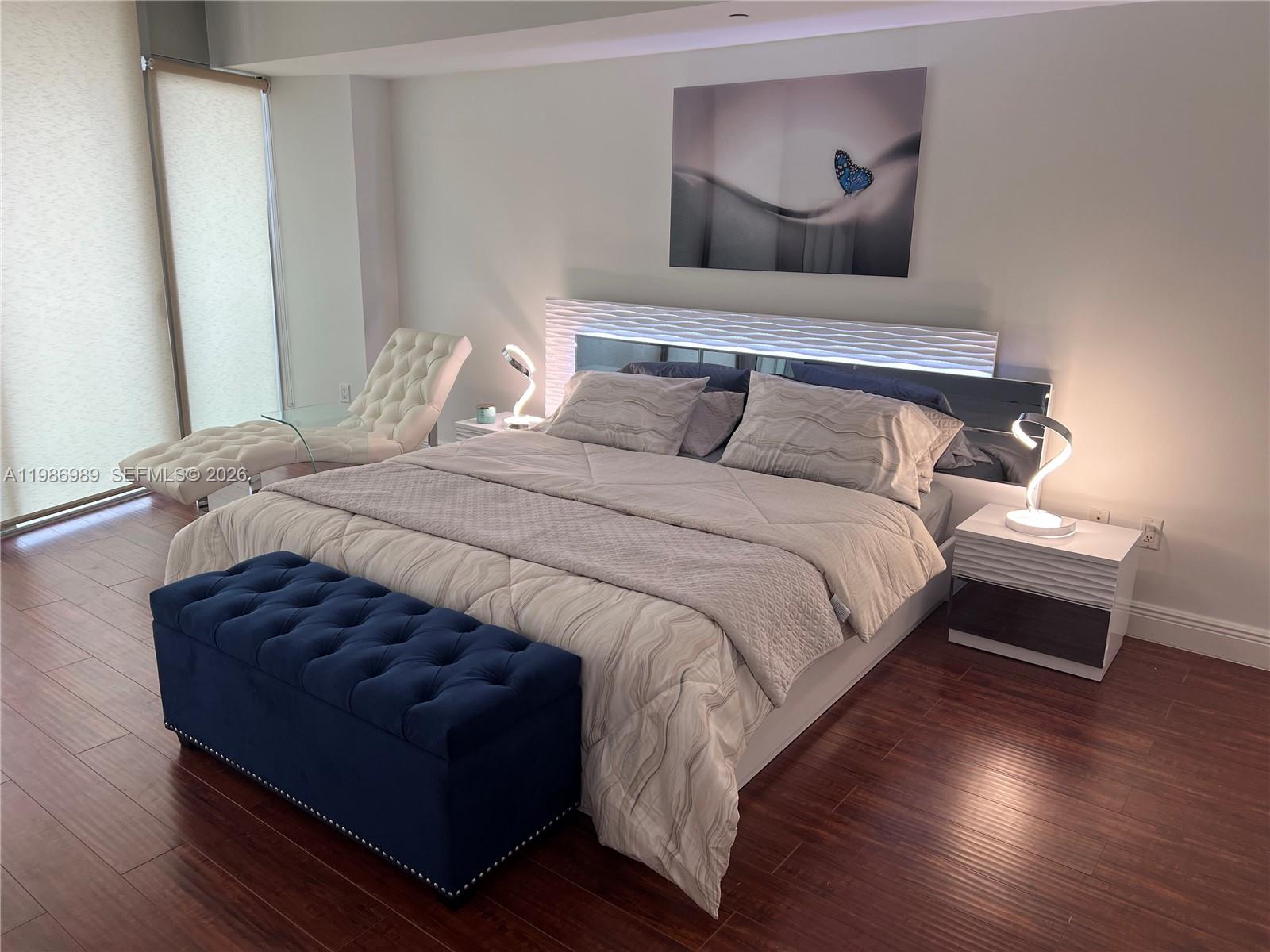 ICON - Residential
