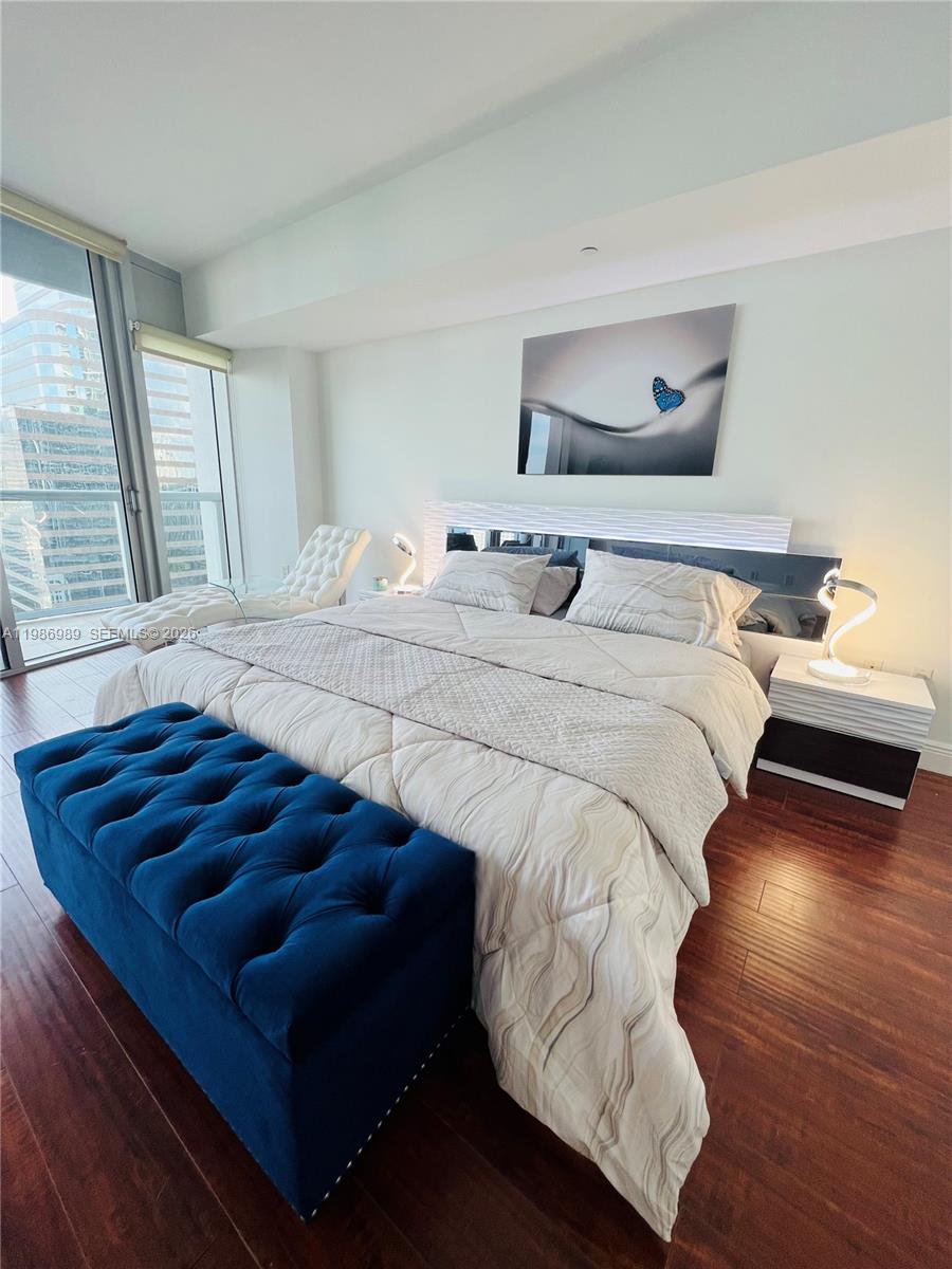ICON - Residential