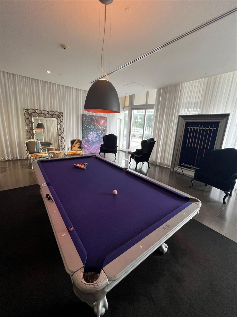ICON - Residential
