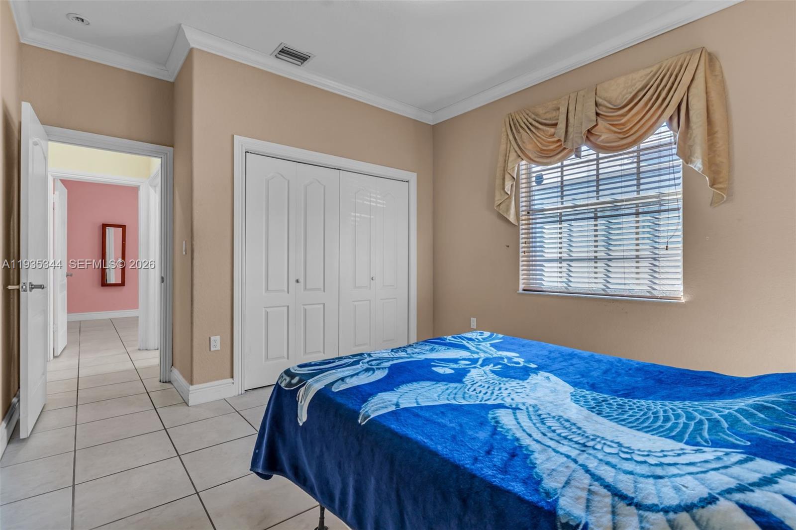 SOUTH SPRINGS HOMES - Residential