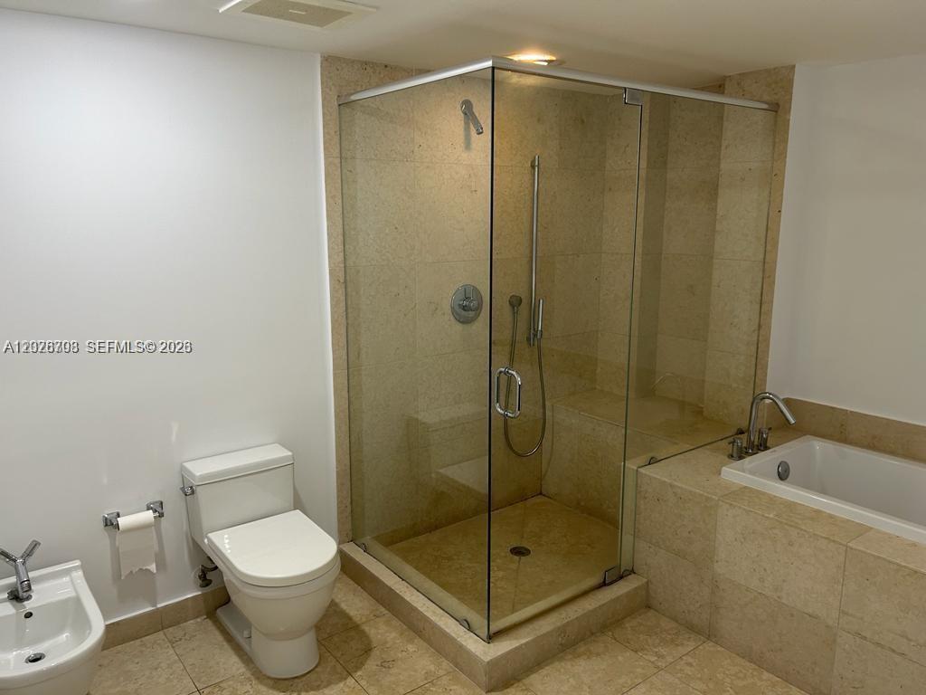 ICON BRICKELL NO TWO - Residential Lease