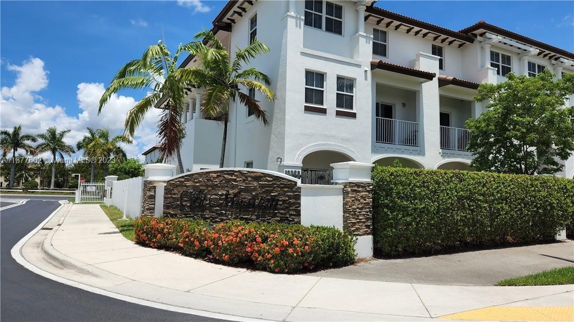 ST MAARTEN AT GRAND BAY - Residential Lease