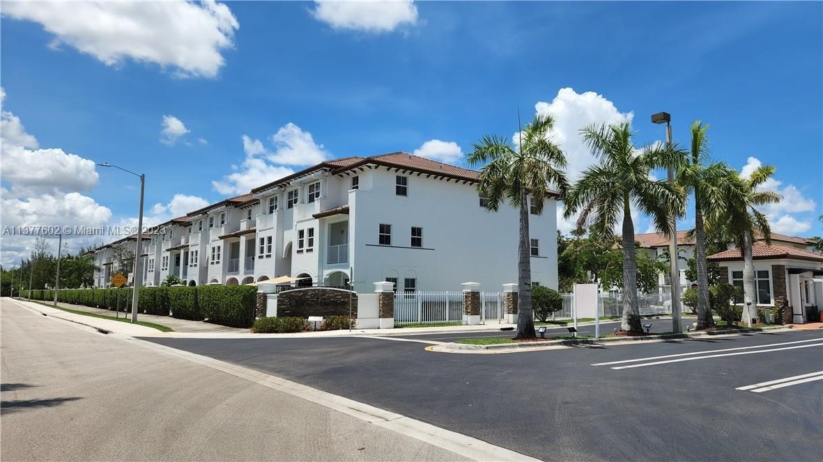 ST MAARTEN AT GRAND BAY - Residential Lease