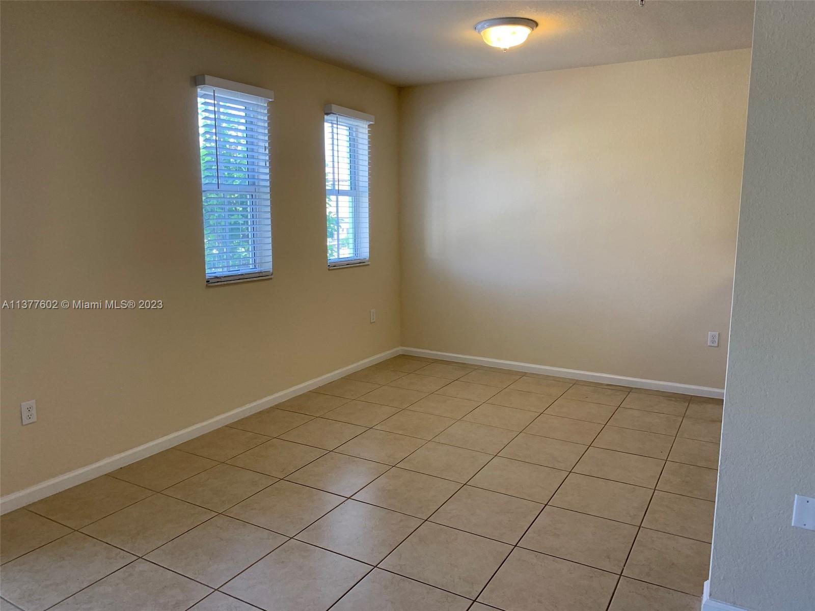 ST MAARTEN AT GRAND BAY - Residential Lease