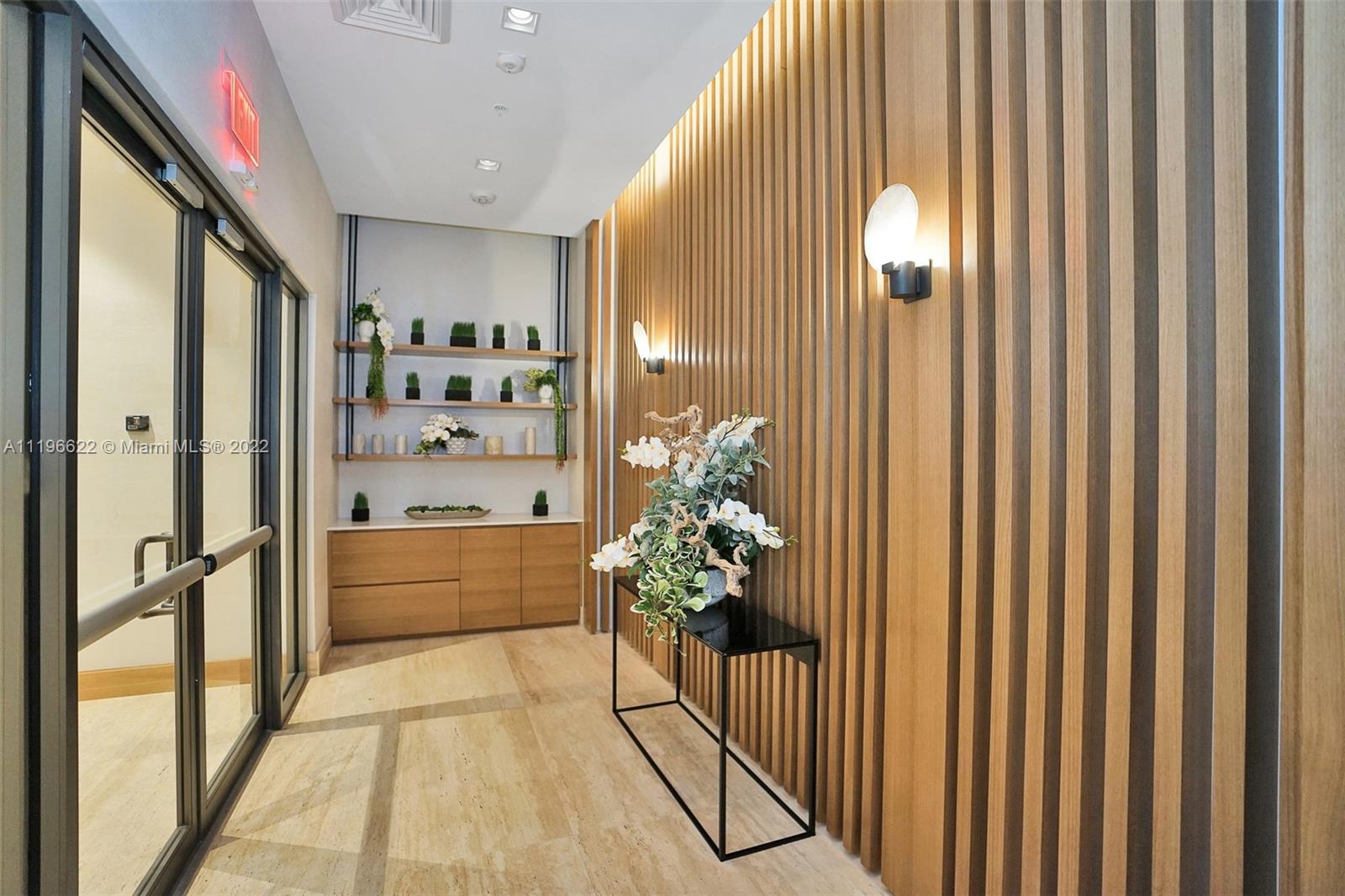 THE HARBOUR NORTH CONDO - Residential Lease