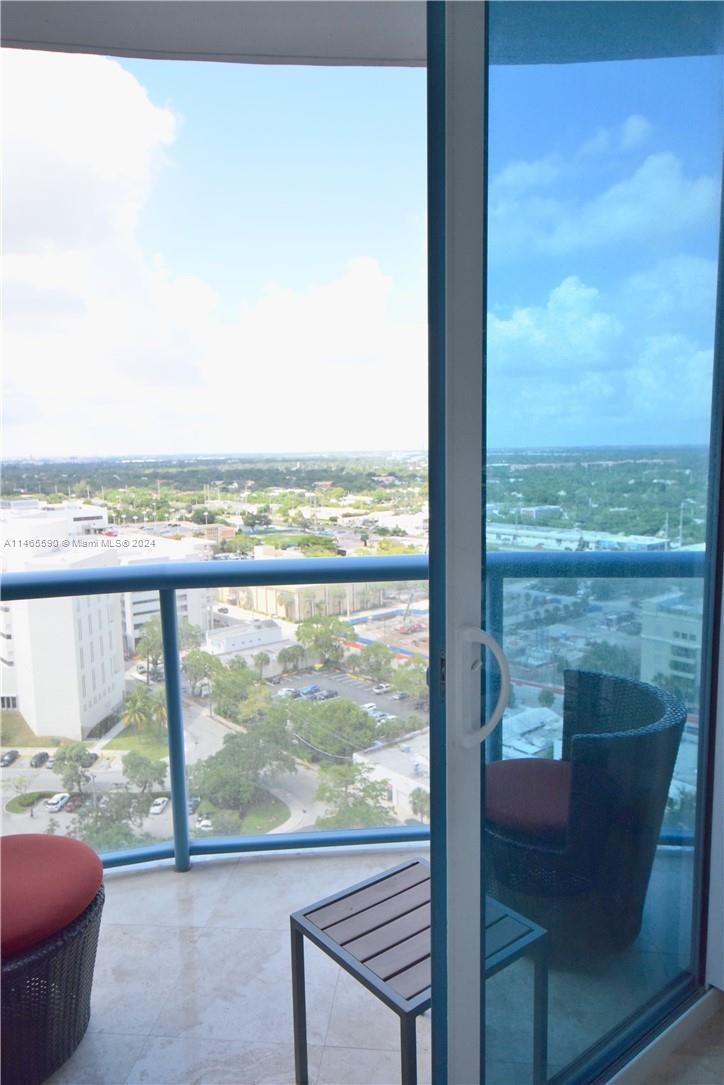 LAS OLAS RIVER HOUSE COND - Residential Lease