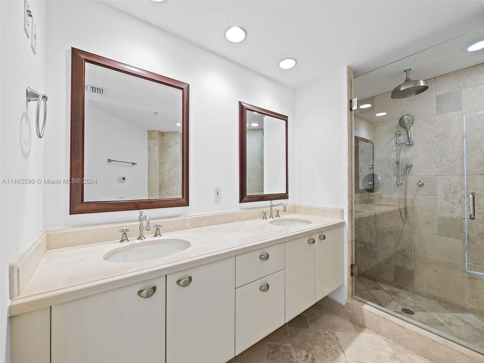 LAS OLAS RIVER HOUSE COND - Residential Lease