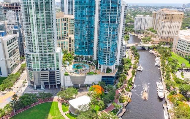 LAS OLAS RIVER HOUSE COND - Residential Lease