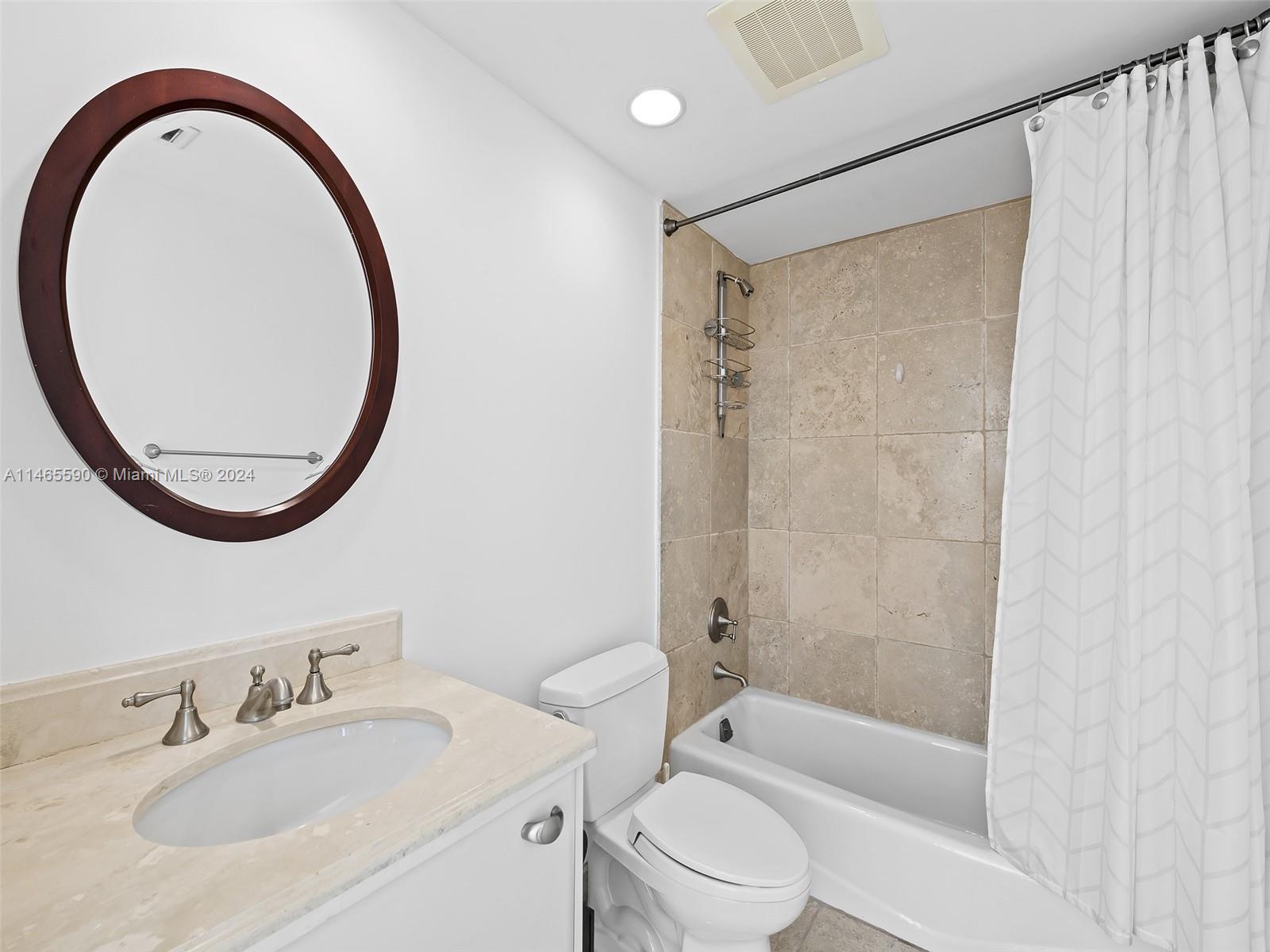 LAS OLAS RIVER HOUSE COND - Residential Lease