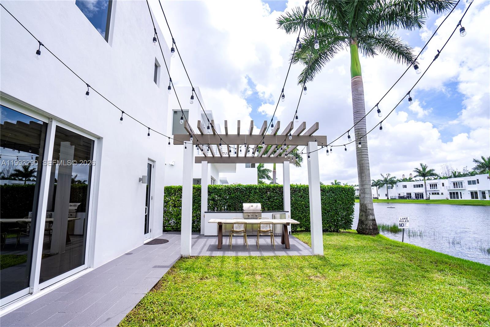 DORAL COMMONS RESIDENTIAL - Residential