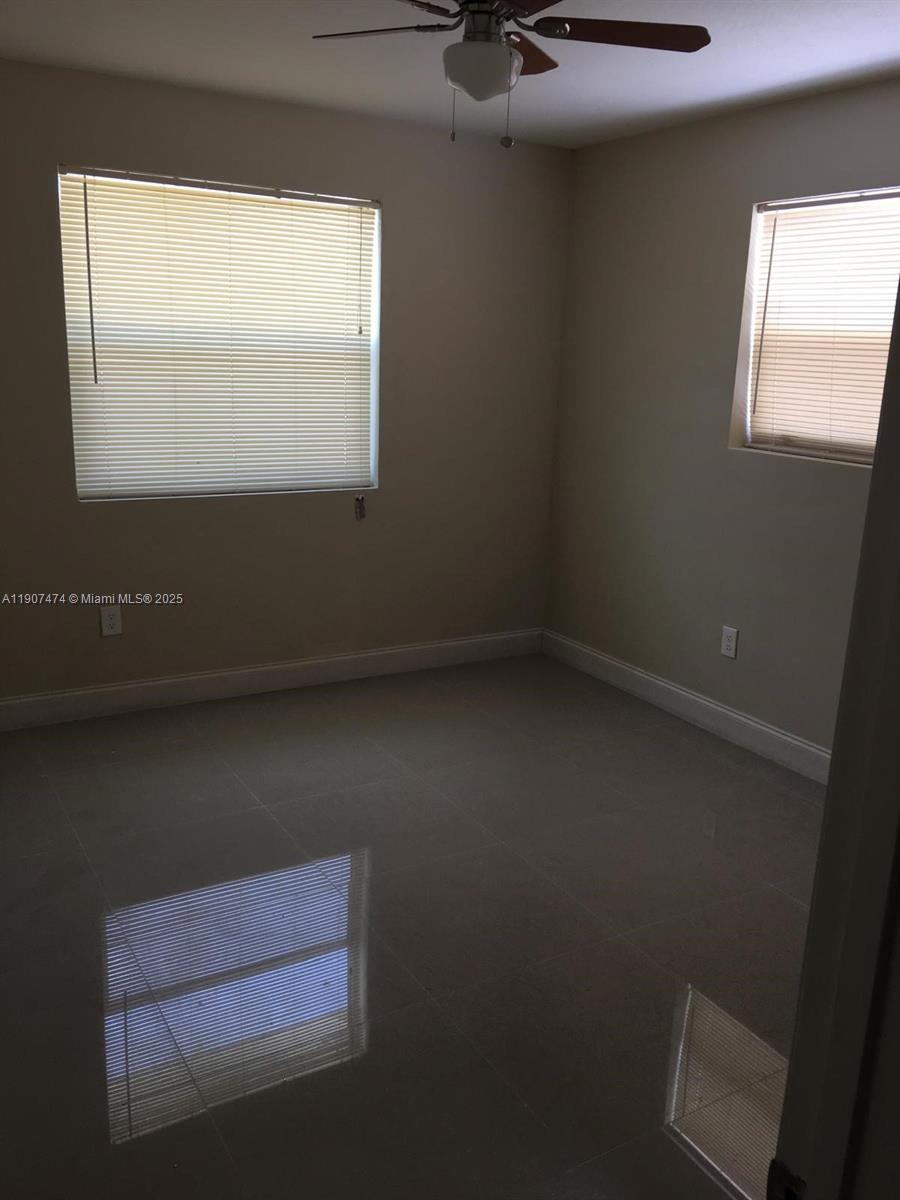 GOLDEN GLADES ACRES - Residential Lease