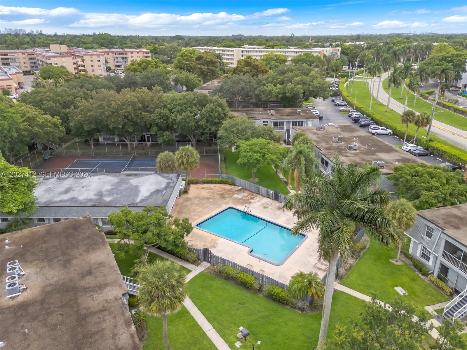 FRENCHQUARTER CONDOMINIUM - Residential