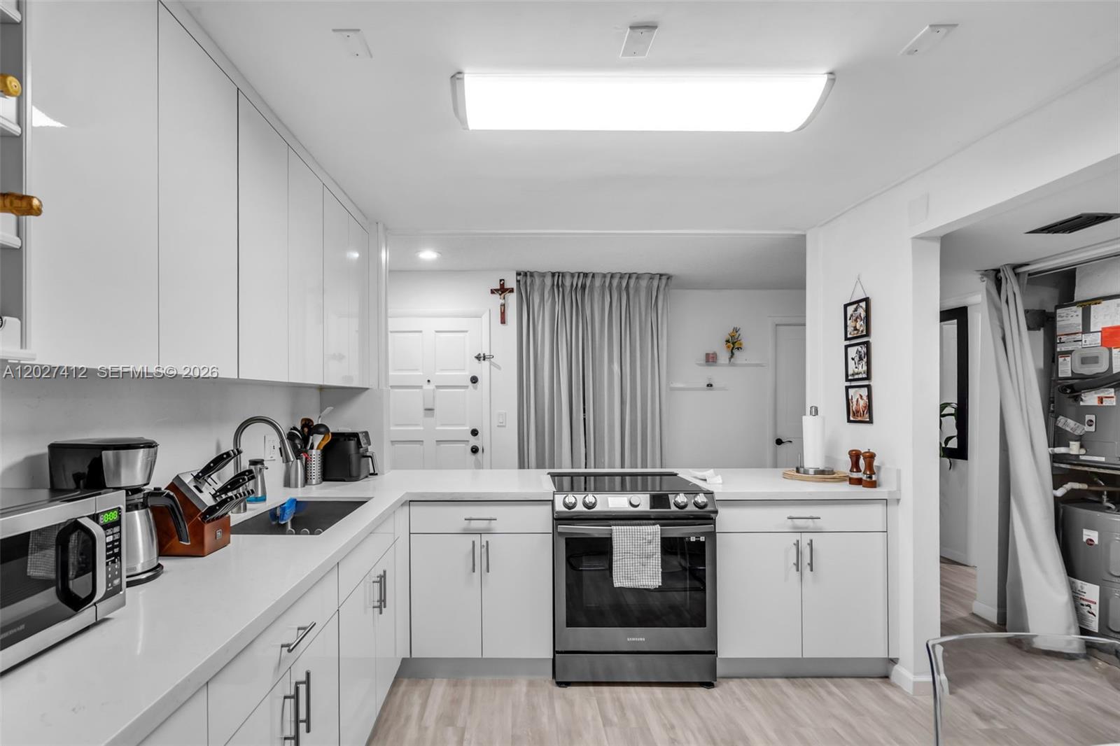 FRENCHQUARTER CONDOMINIUM - Residential
