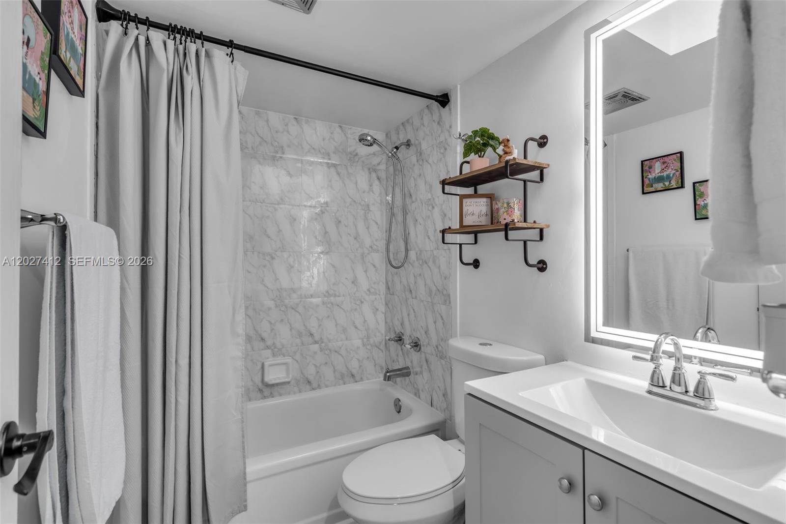 FRENCHQUARTER CONDOMINIUM - Residential