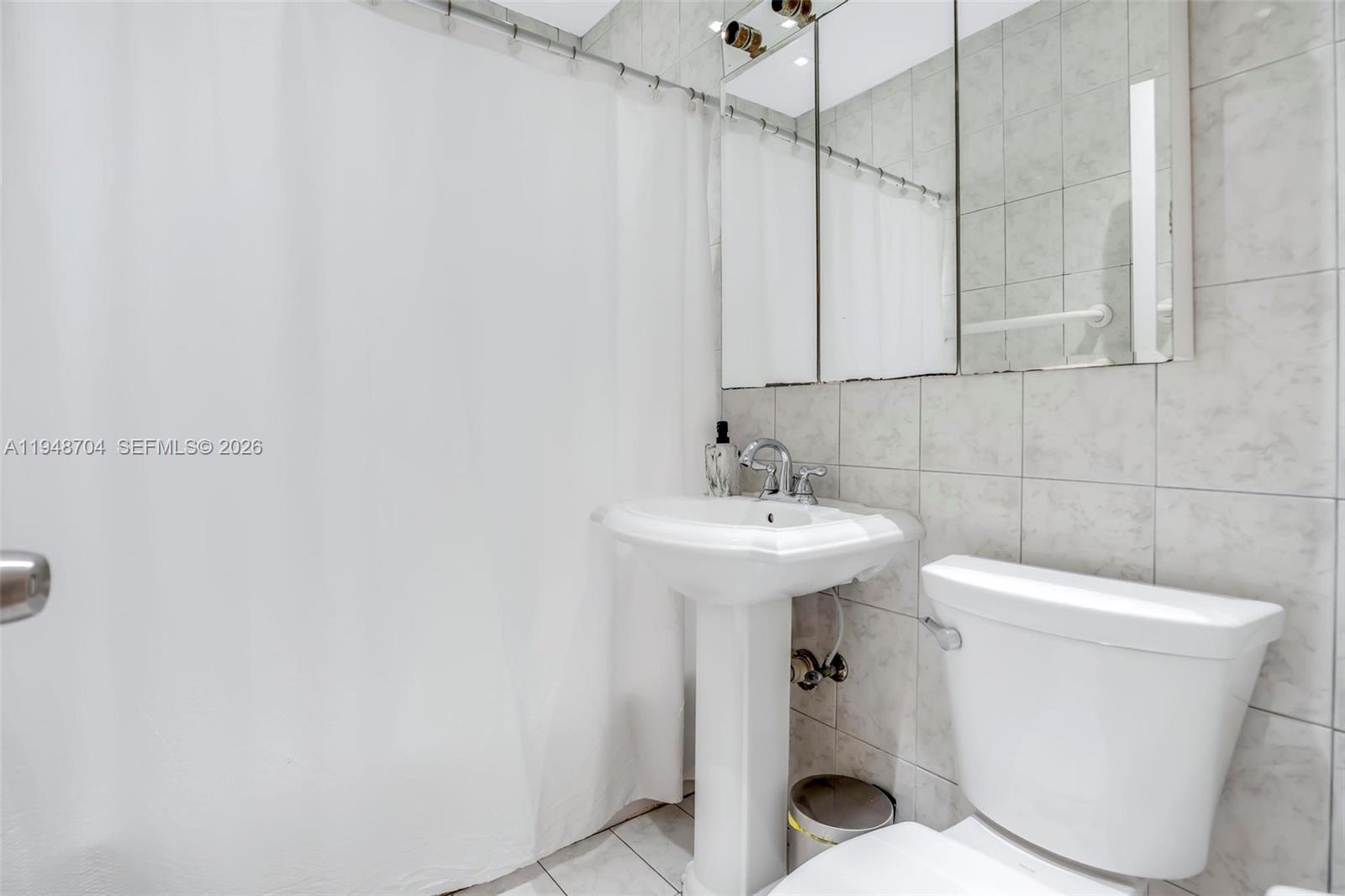 RICHMOND HEIGHTS - Residential