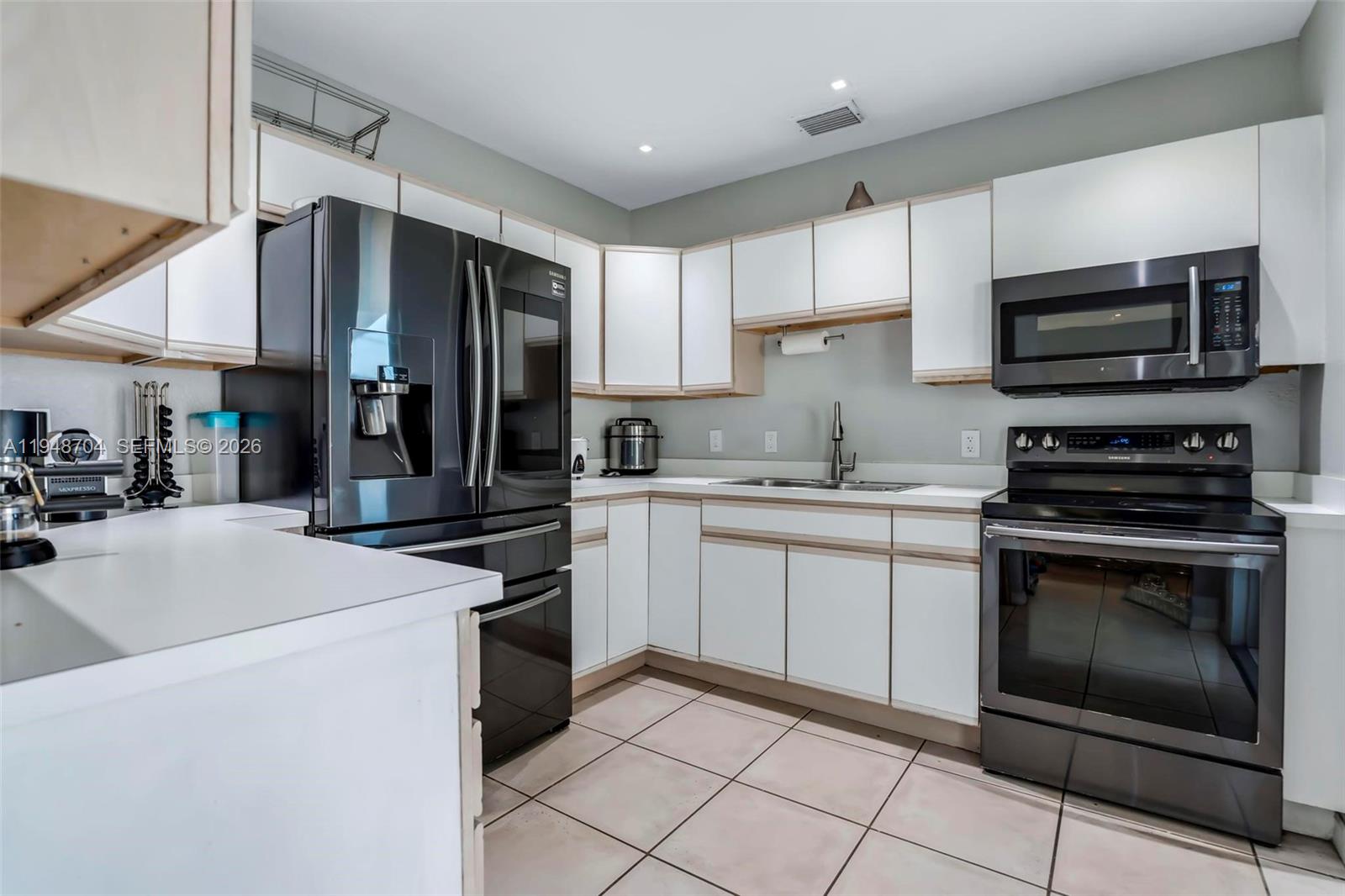 RICHMOND HEIGHTS - Residential