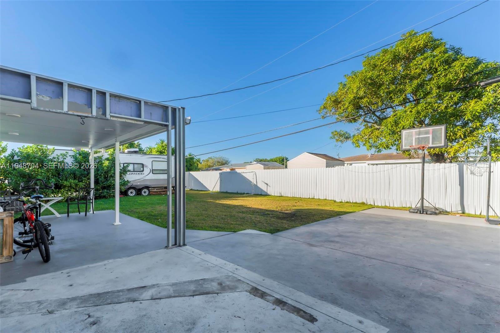 RICHMOND HEIGHTS - Residential