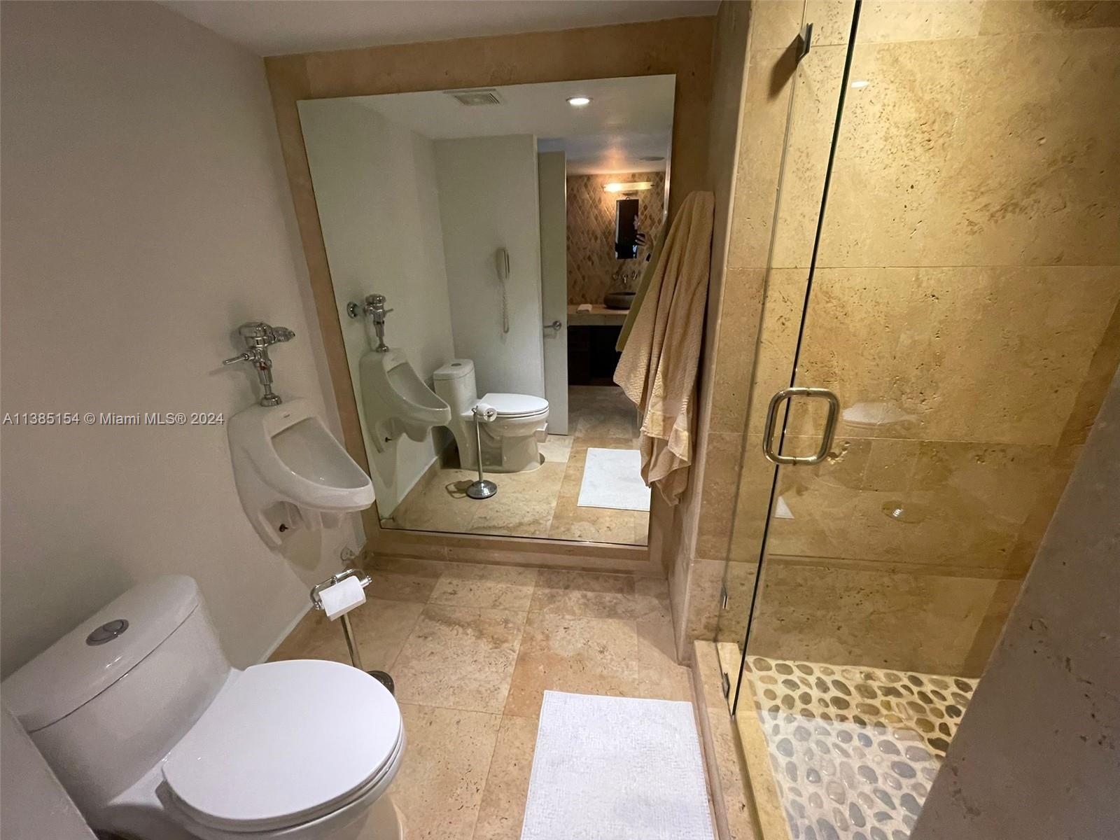 VENETIA CONDO - Residential Lease