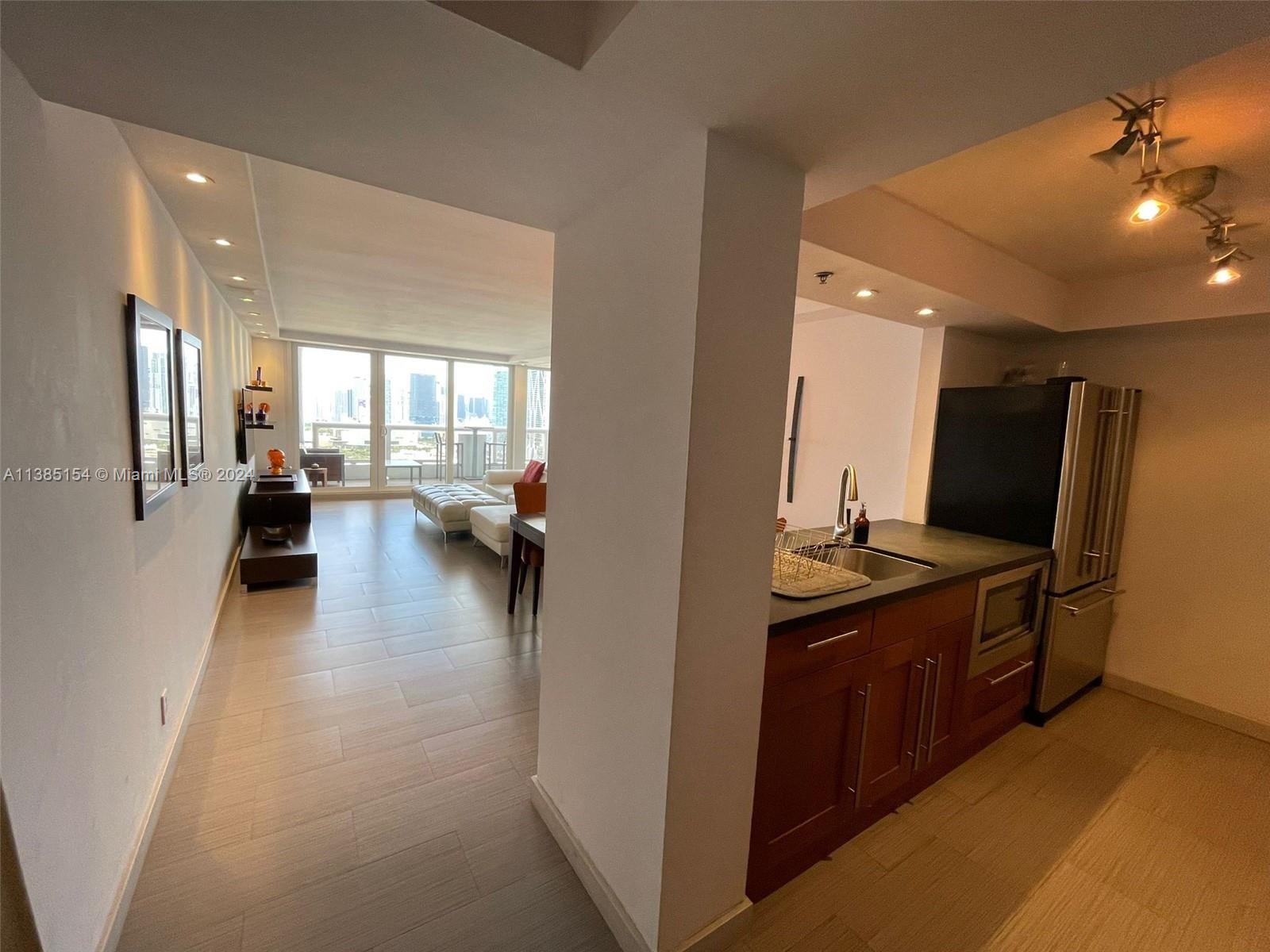 VENETIA CONDO - Residential Lease