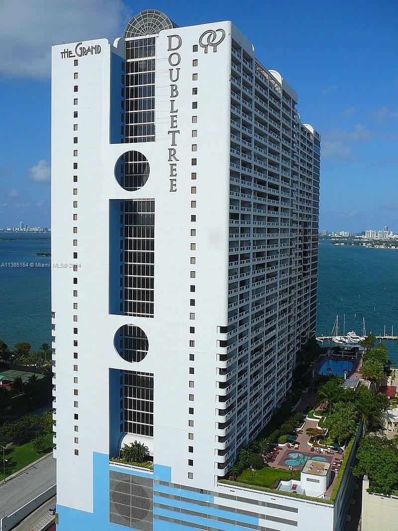 VENETIA CONDO - Residential Lease
