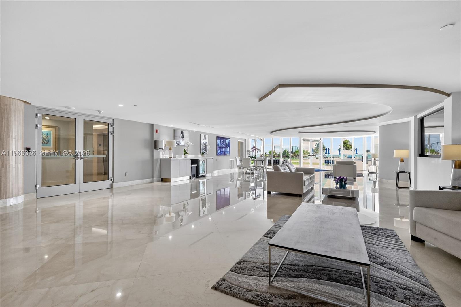 THE PINNACLE CONDO - Residential