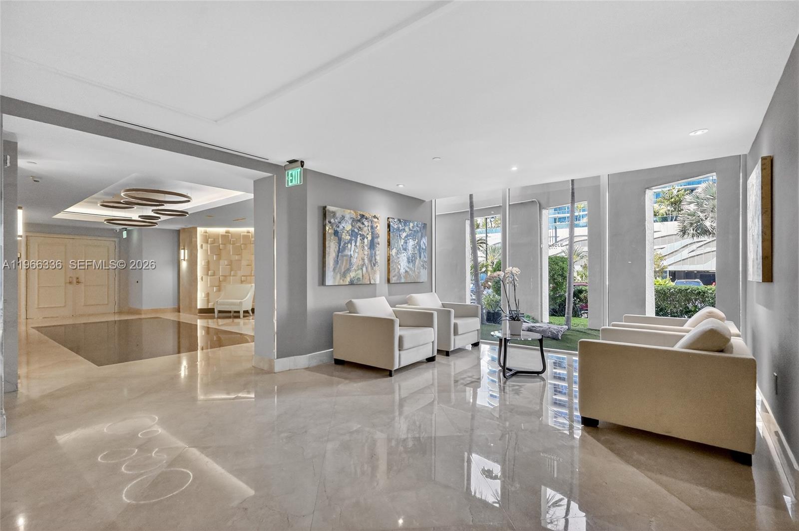 THE PINNACLE CONDO - Residential