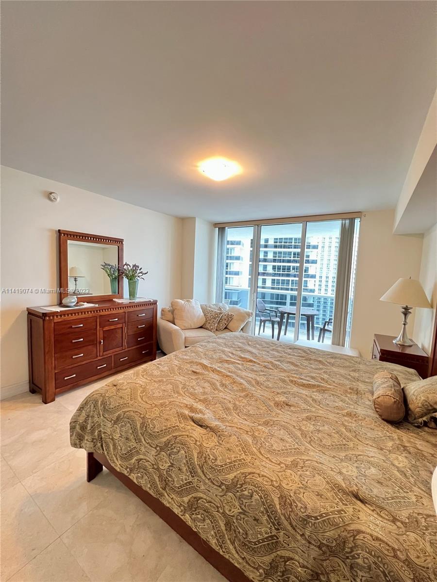 BEACH CLUB TWO CONDO - Residential Lease