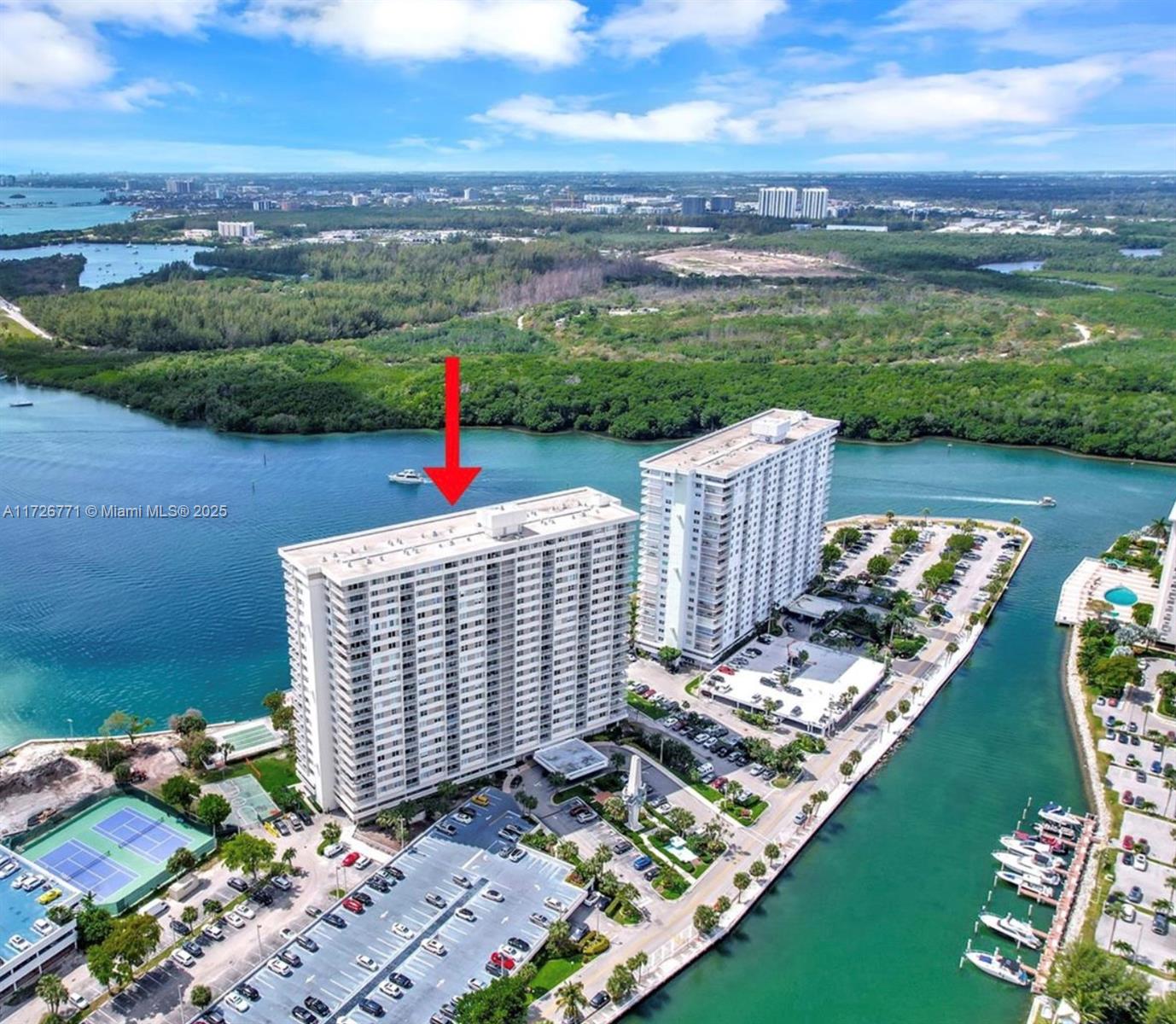 ARLEN HOUSE CONDO - Residential