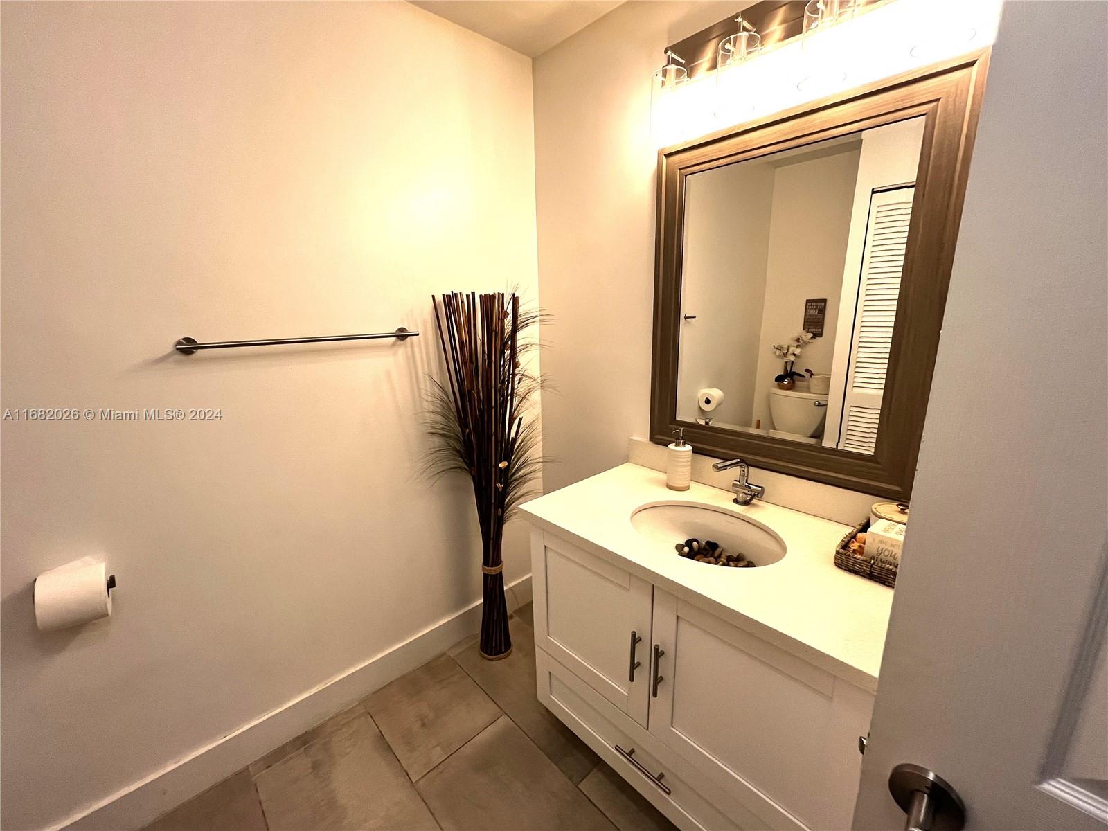 DORAL CHASE 1ST ADDN AMEN - Residential Lease