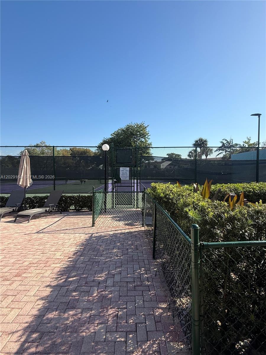 DELVISTA B CONDO - Residential
