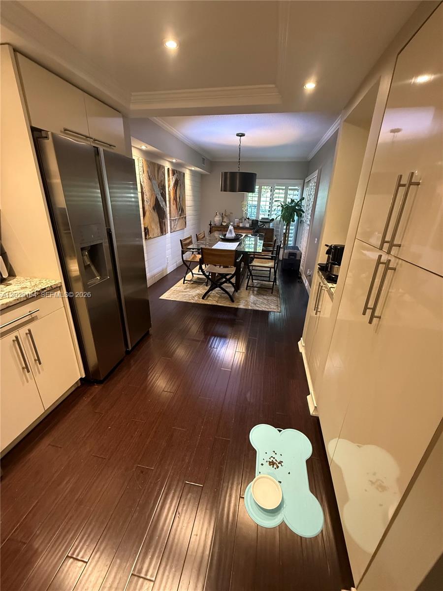 DELVISTA B CONDO - Residential