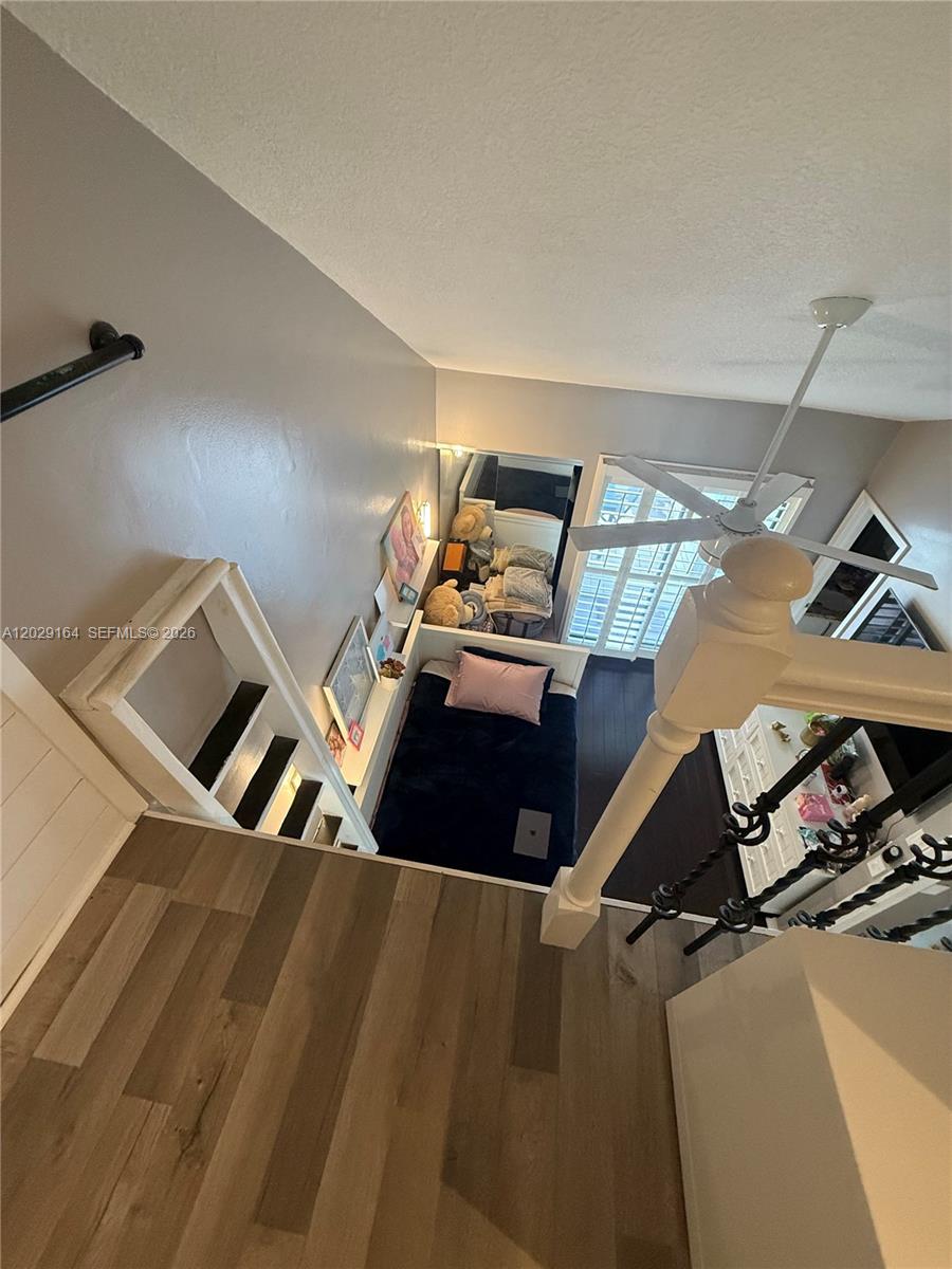 DELVISTA B CONDO - Residential