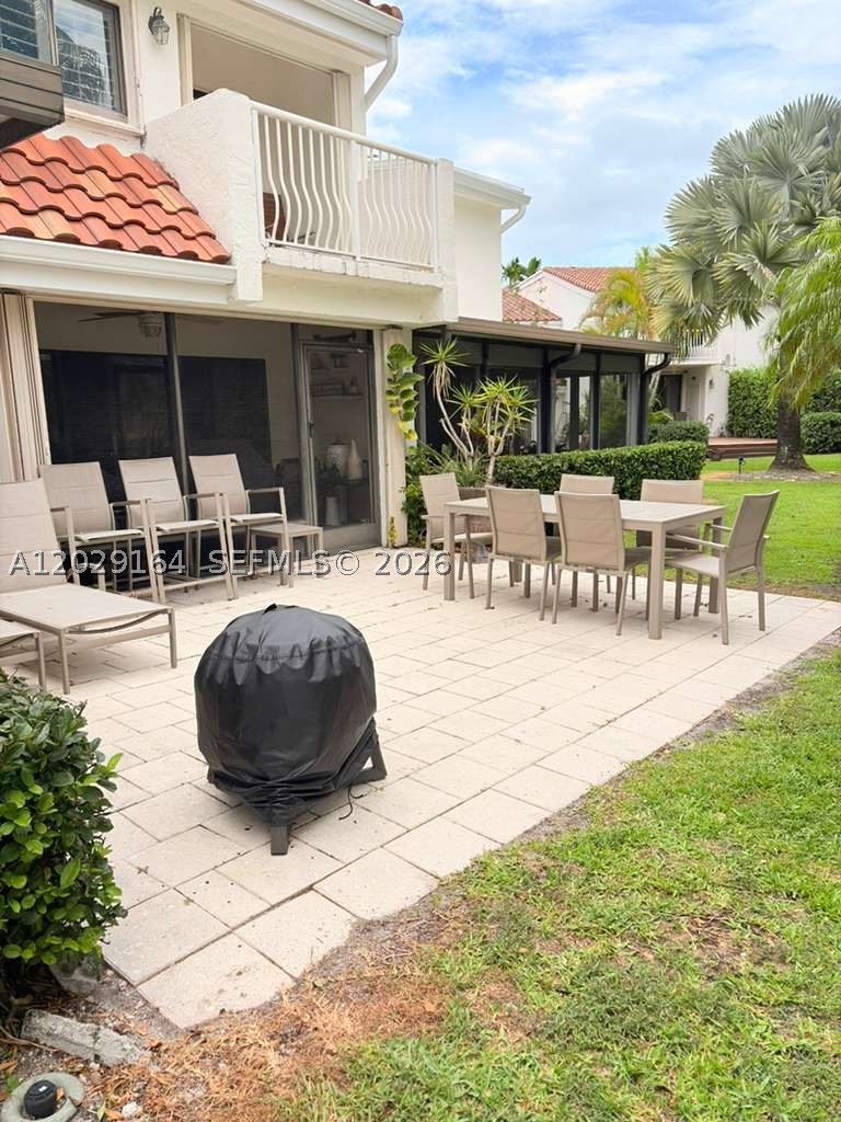 DELVISTA B CONDO - Residential