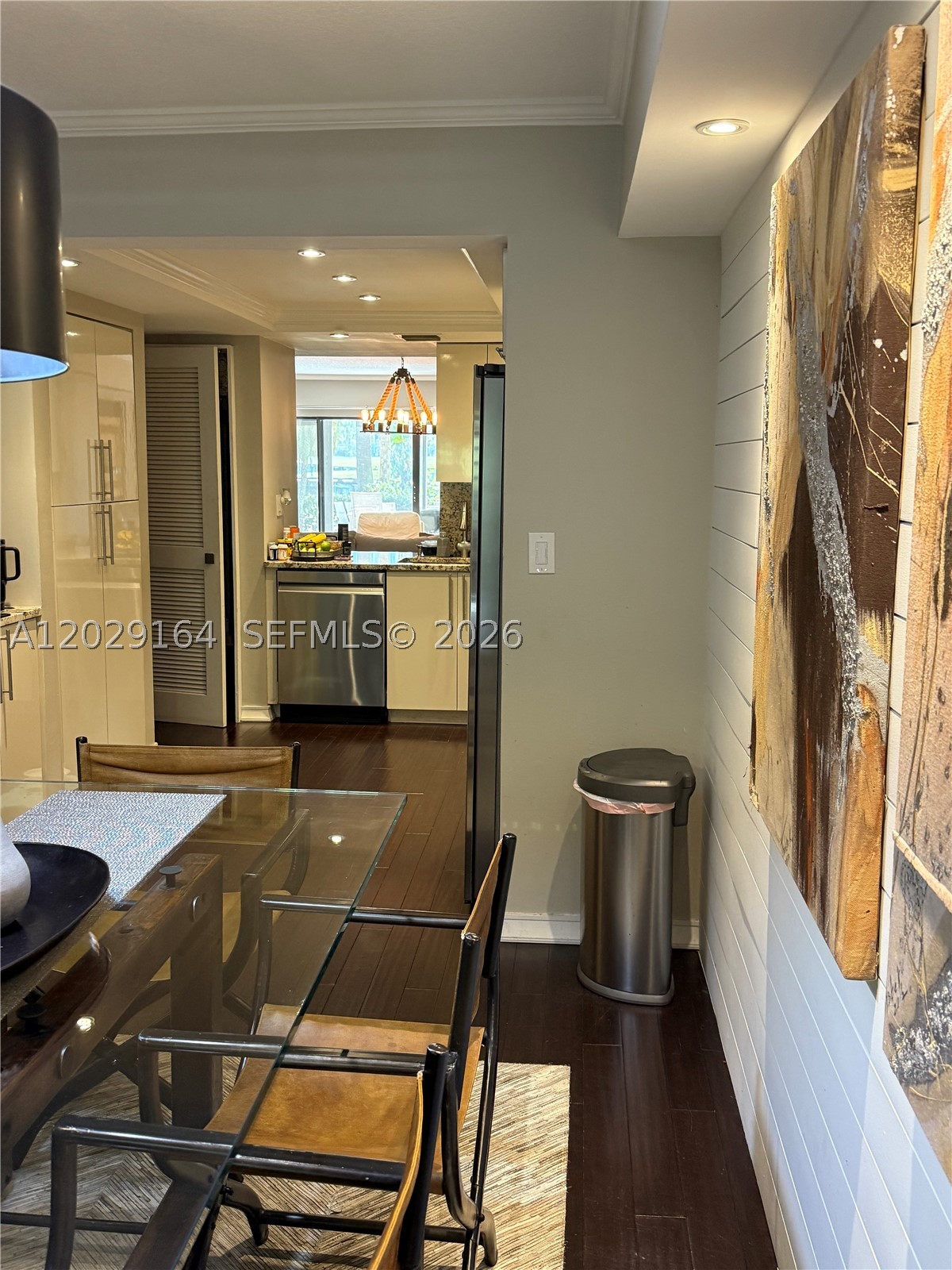 DELVISTA B CONDO - Residential