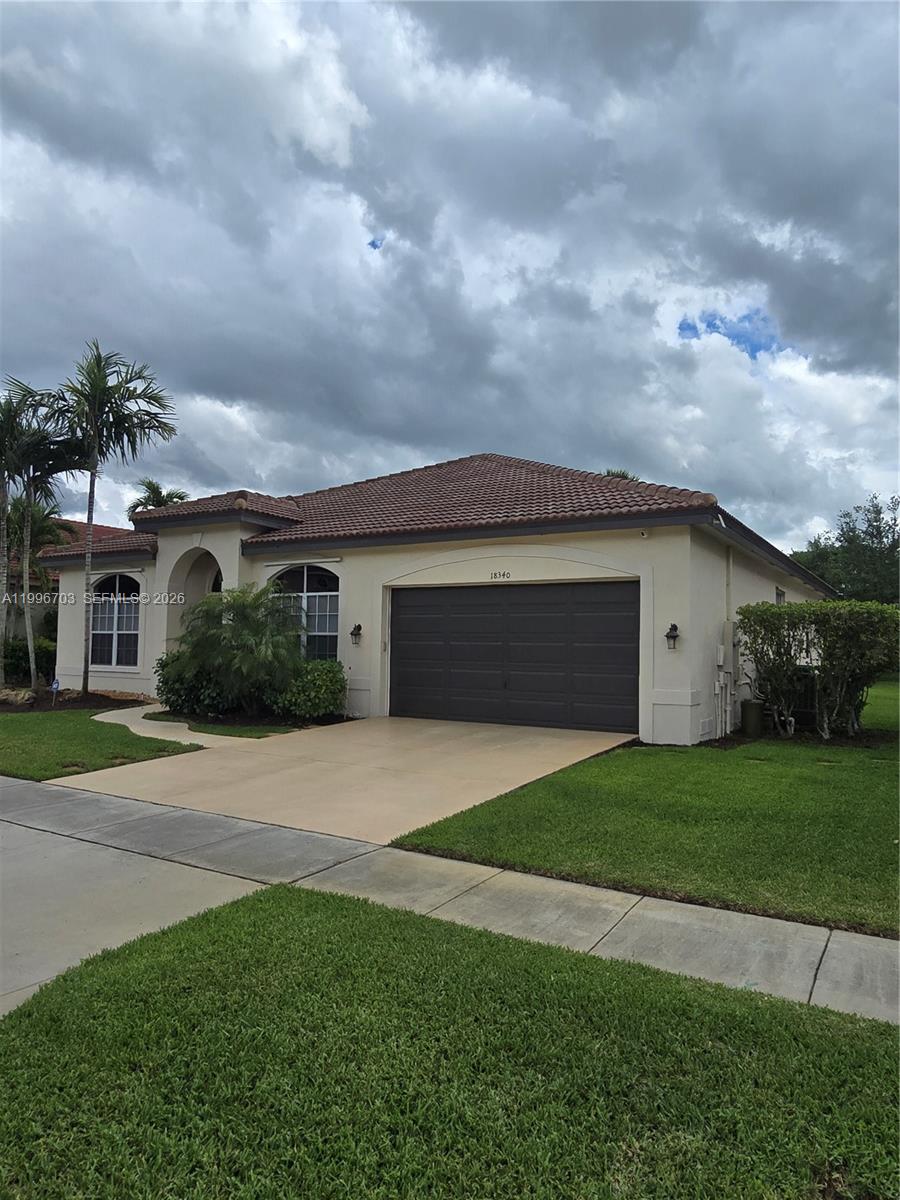 SILVER LAKES AT PEMBROKE - Residential