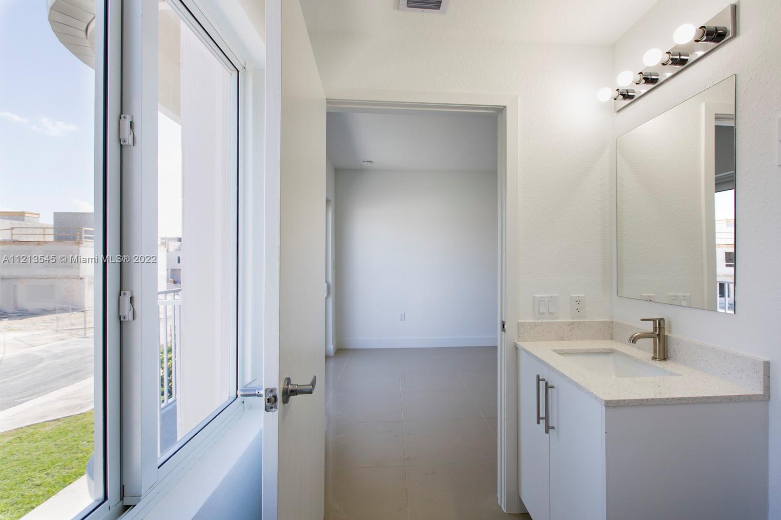 Redlands Shores - Residential
