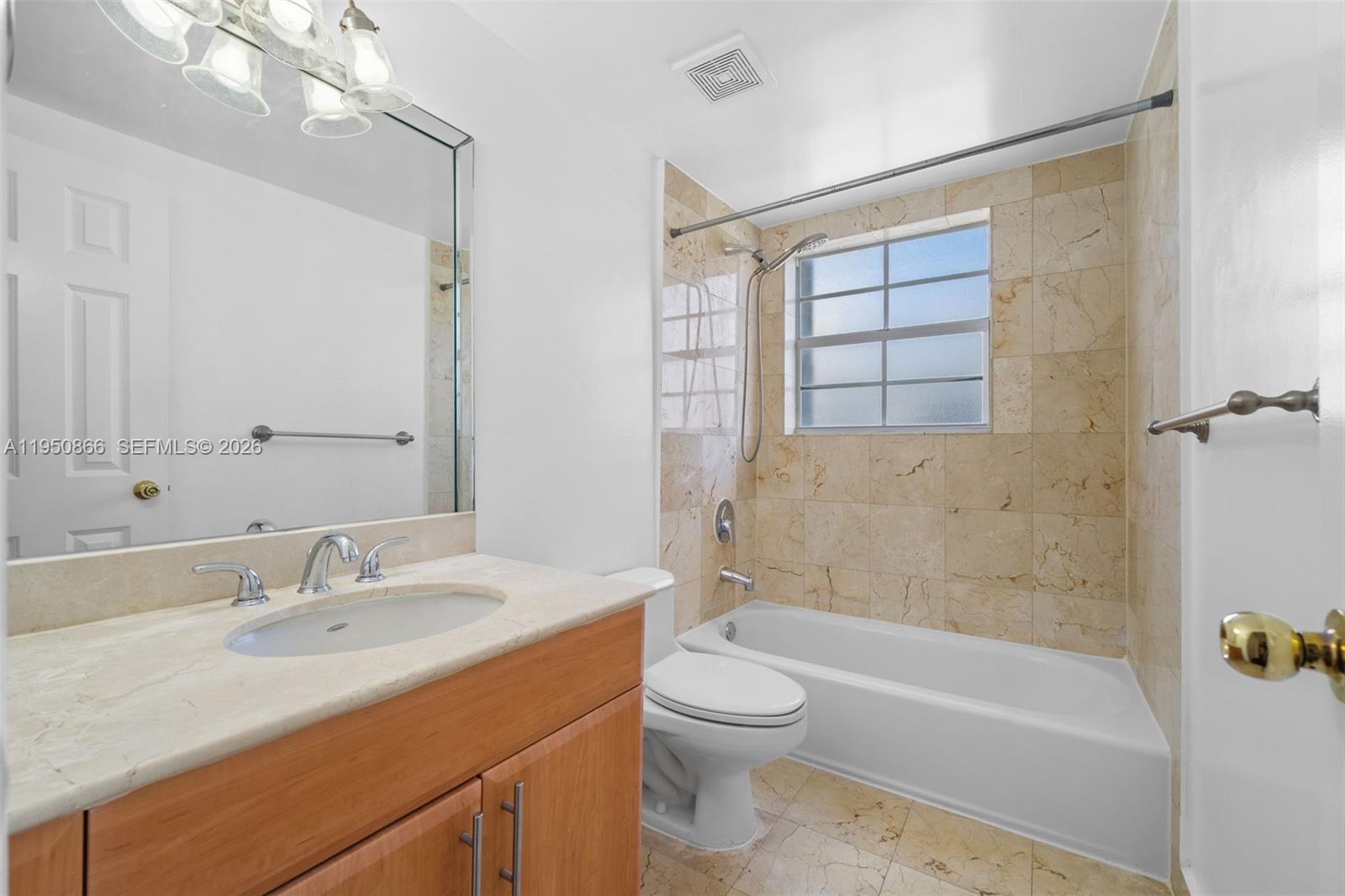 NORTHERN STAR CONDO - Residential