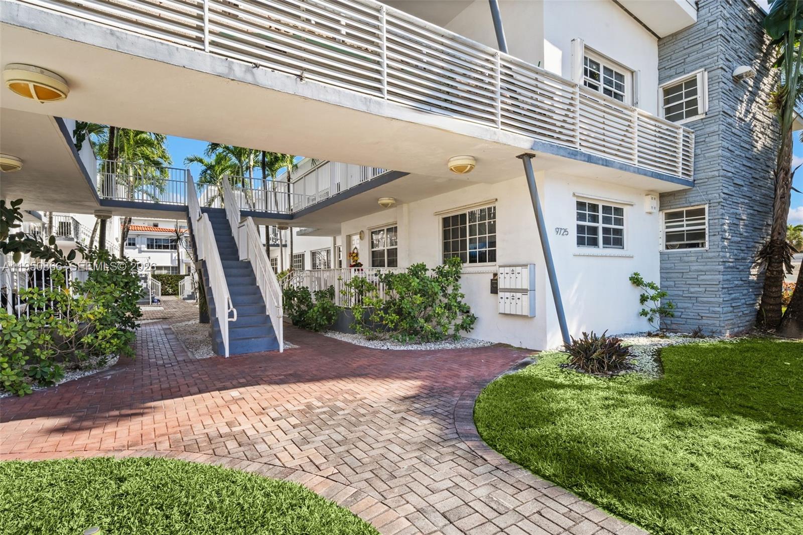 NORTHERN STAR CONDO - Residential