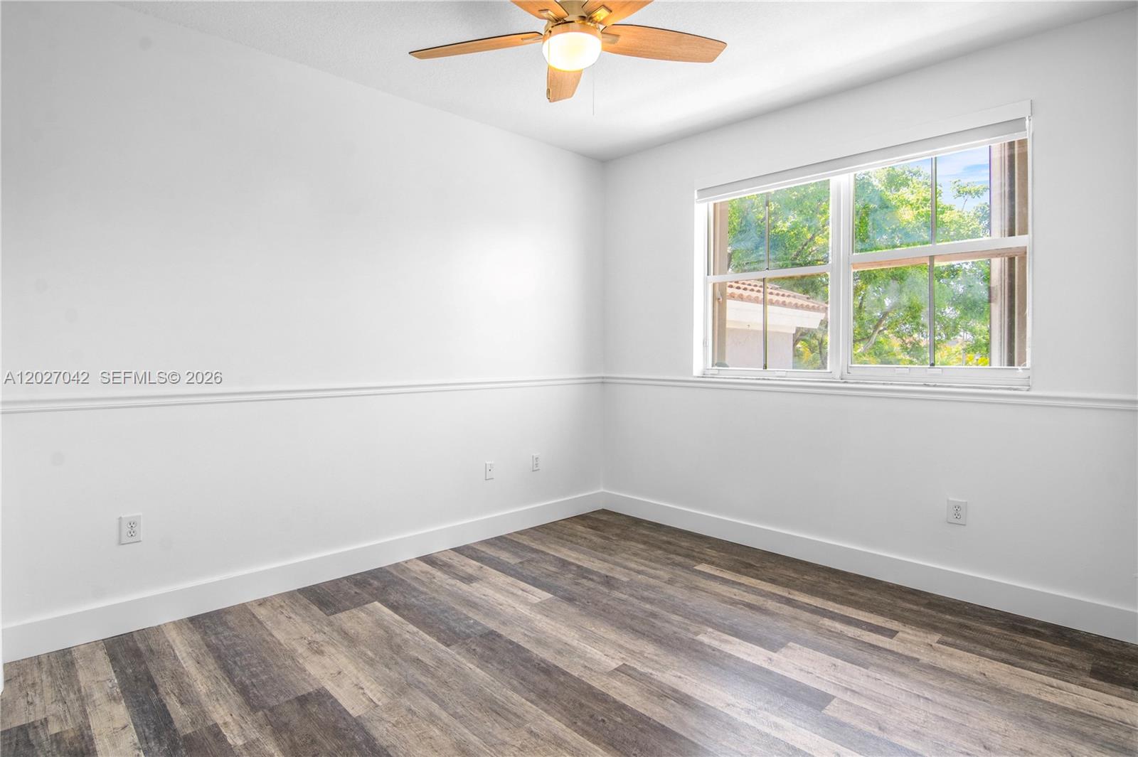 PARK LAKES SEC 1 - Residential Lease