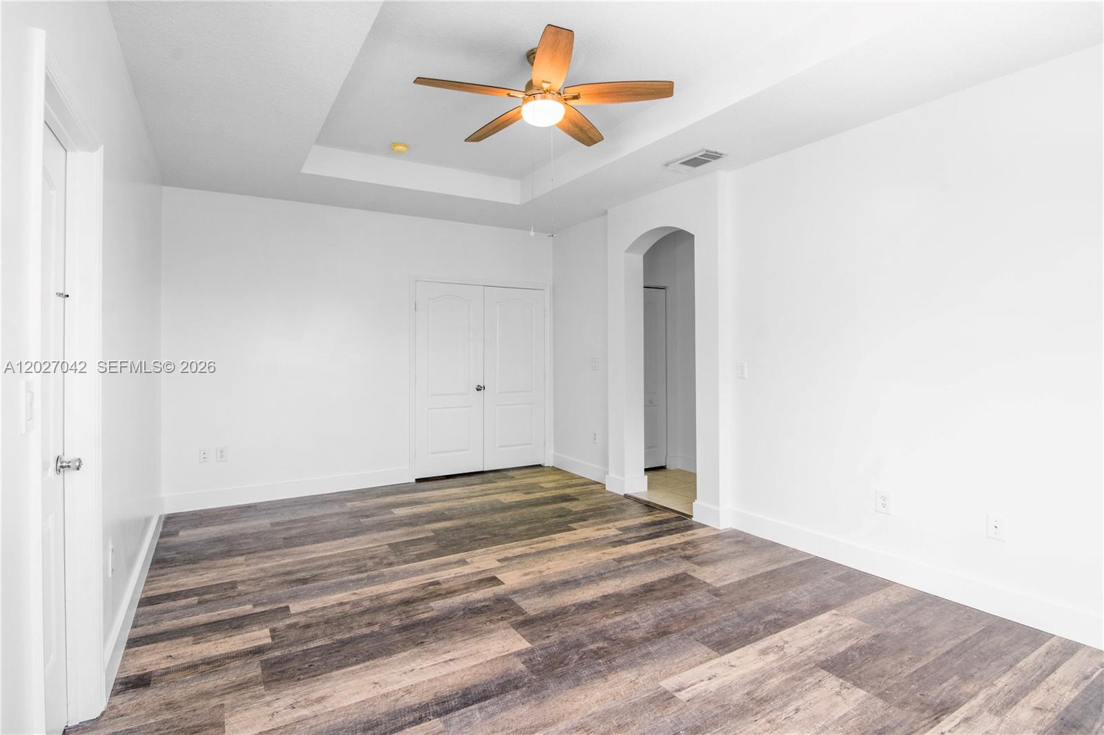 PARK LAKES SEC 1 - Residential Lease
