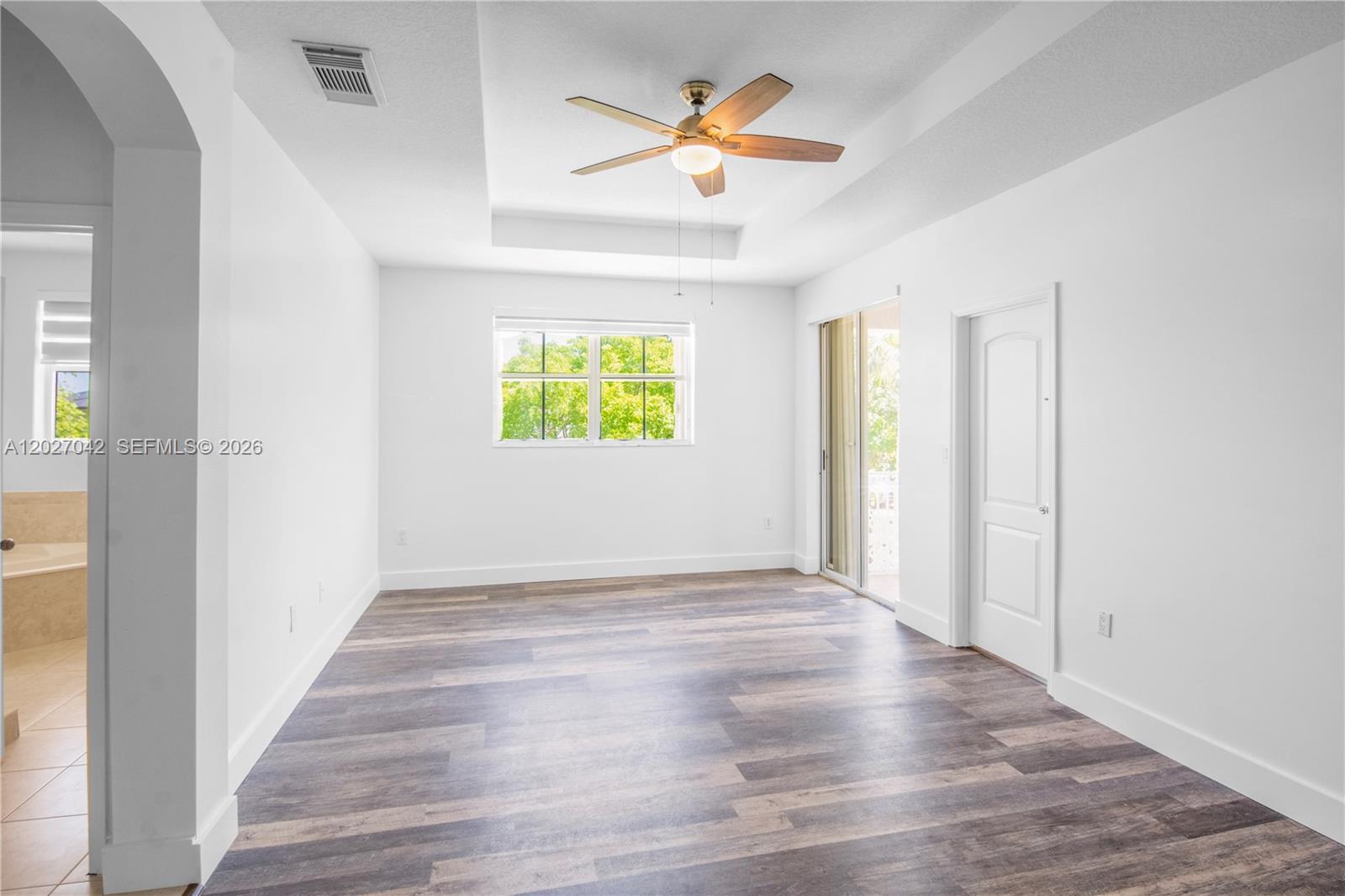 PARK LAKES SEC 1 - Residential Lease