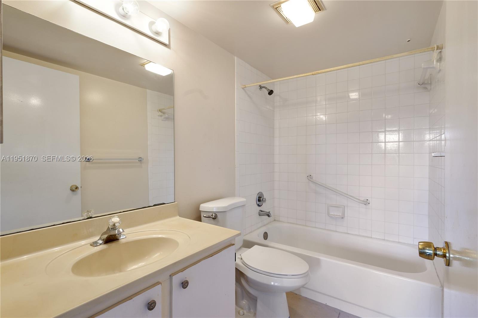 BUCKINGHAM EAST AT CENTUR - Residential