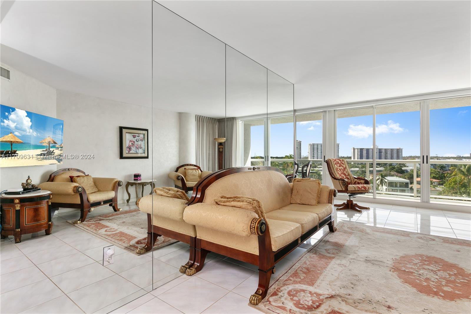 OCEANIA IV CONDO - Residential