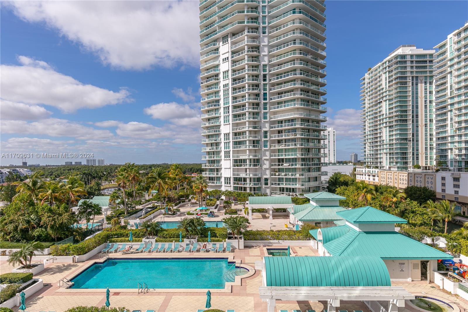 OCEANIA IV CONDO - Residential