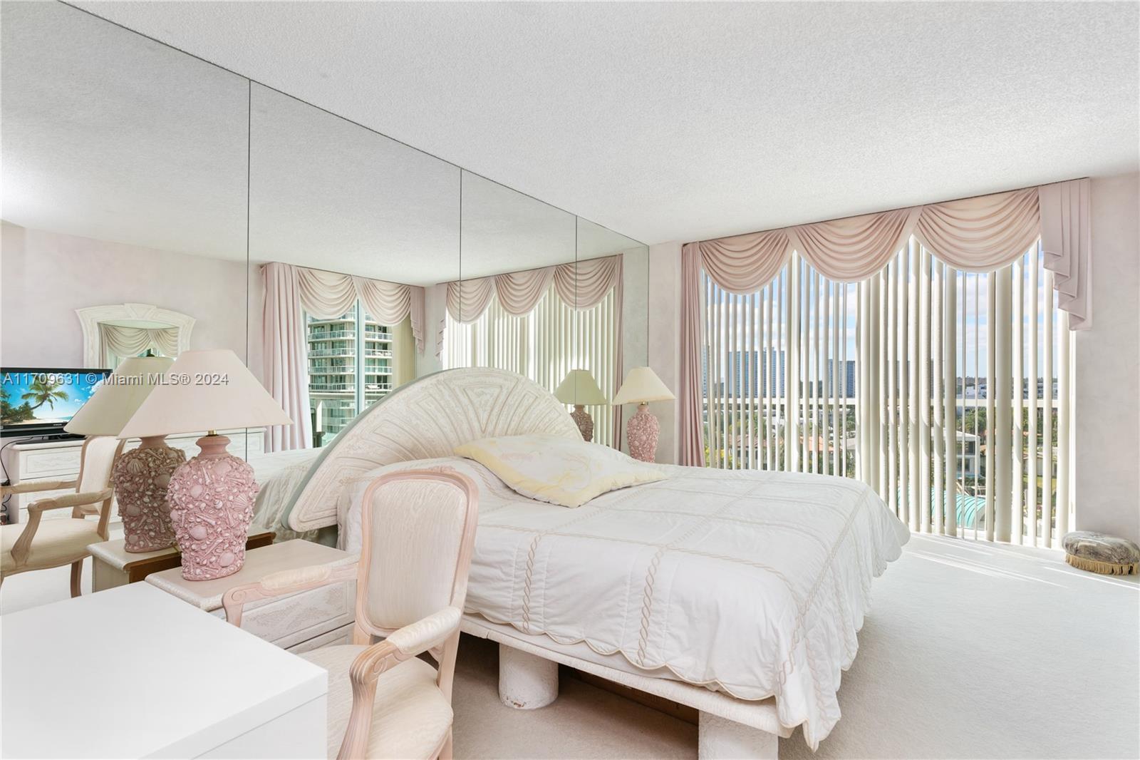 OCEANIA IV CONDO - Residential