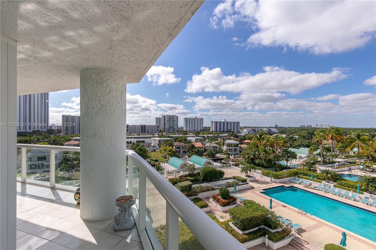 OCEANIA IV CONDO - Residential