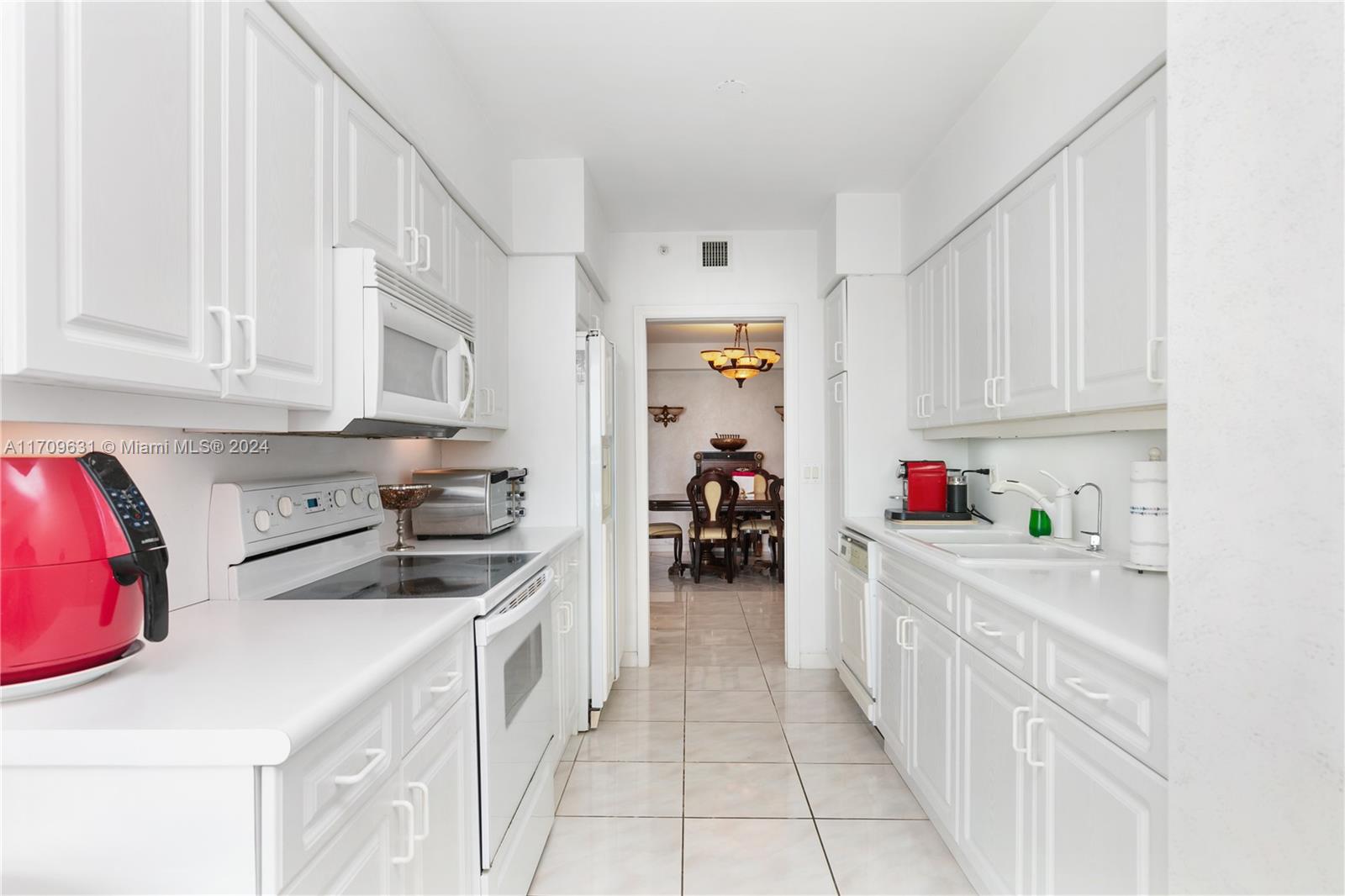 OCEANIA IV CONDO - Residential