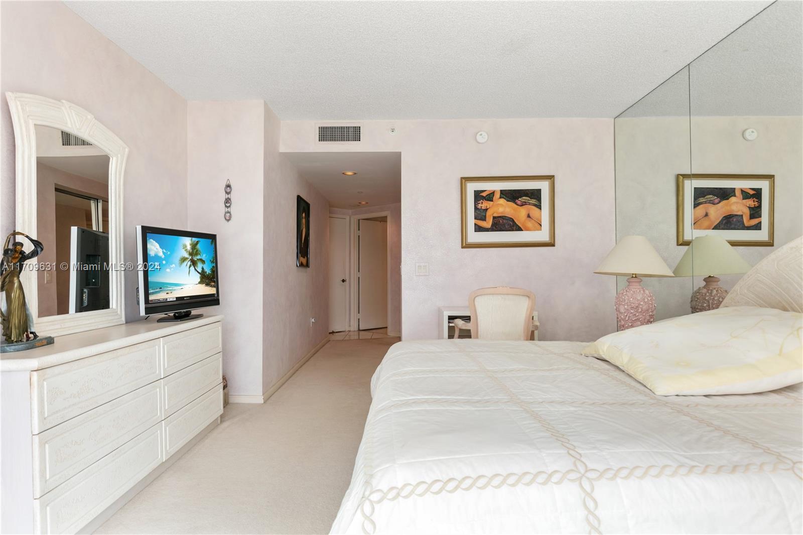 OCEANIA IV CONDO - Residential