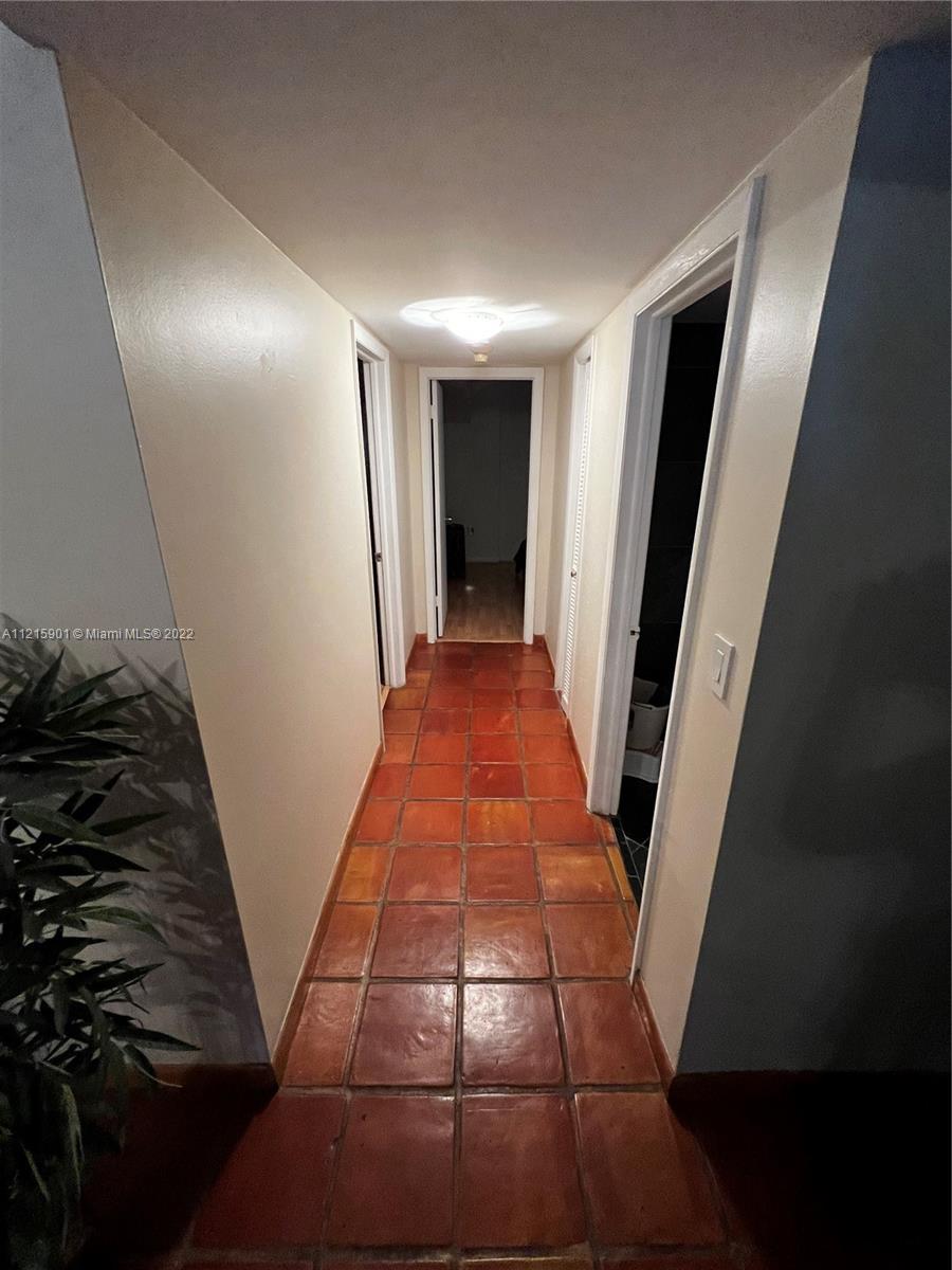 VIZCAYA HEIGHTS CONDO - Residential Lease