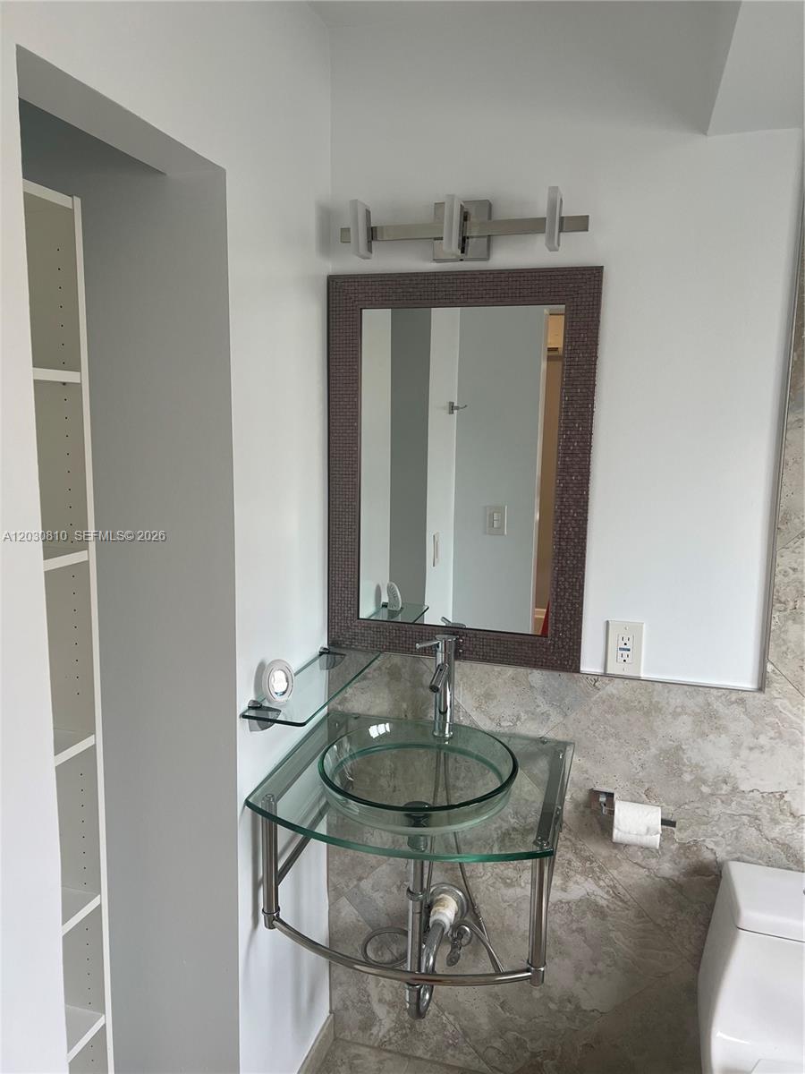 LAS OLAS WALK CONDO - Residential Lease